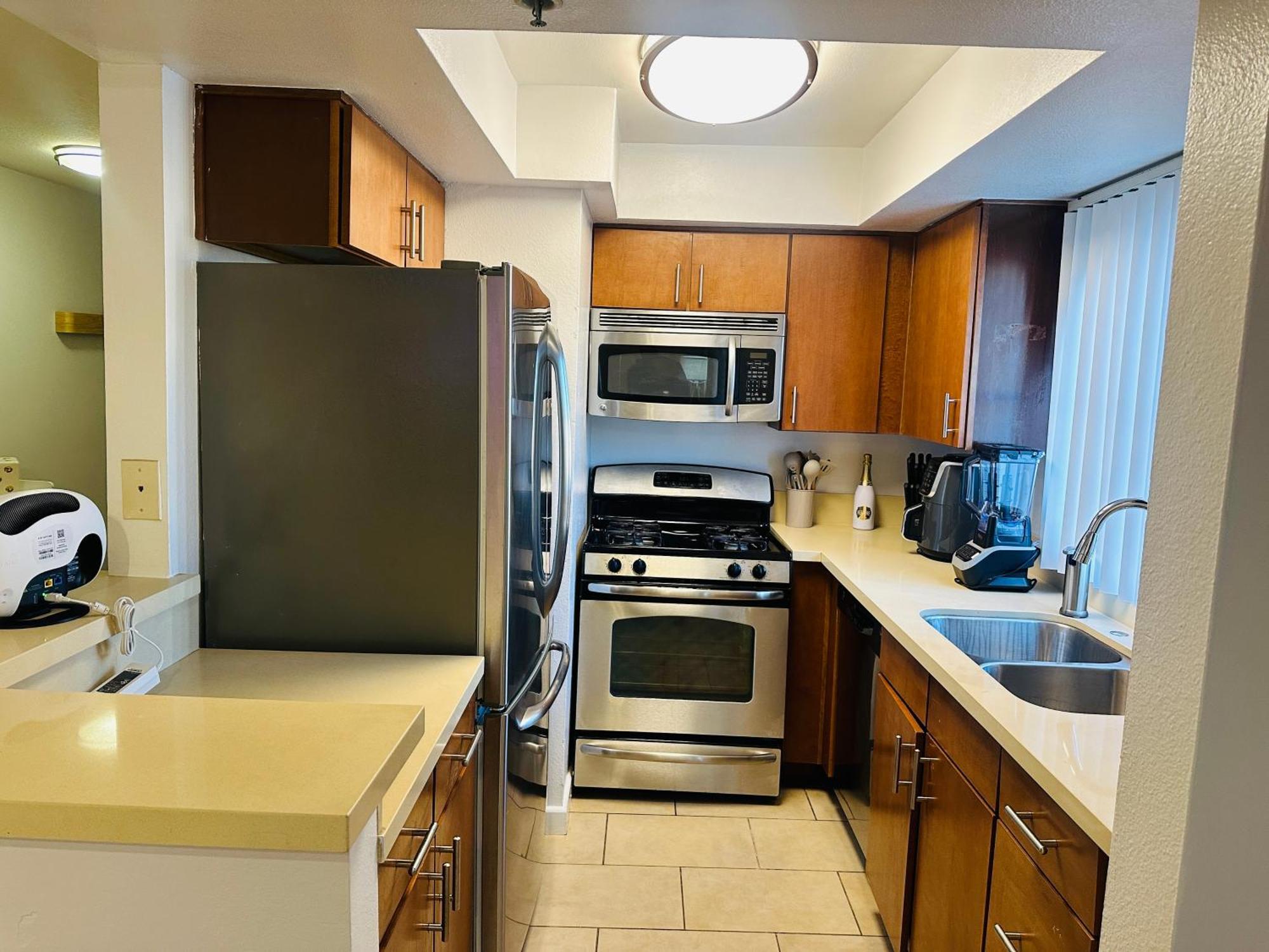 Mid-city Charm 2br Near Hotspots! Apartment *